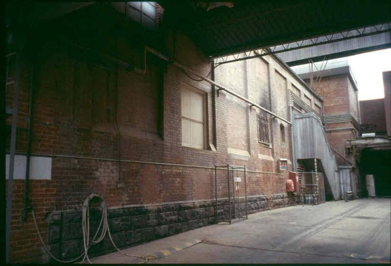 h02050 richmond maltings east elevation 1880 malthouse mz june03