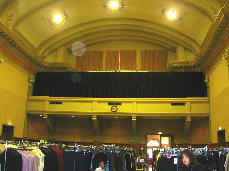 h00203 prahran town hall interior looking north may05