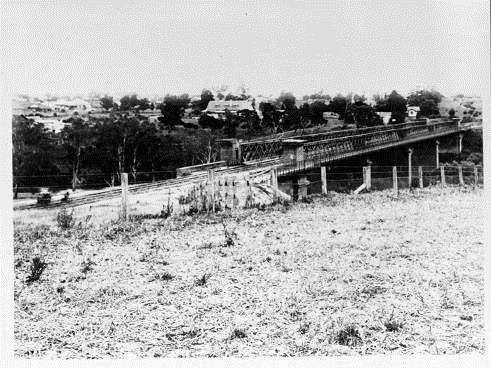 Undated photo Chandler Highway Bridge.jpg