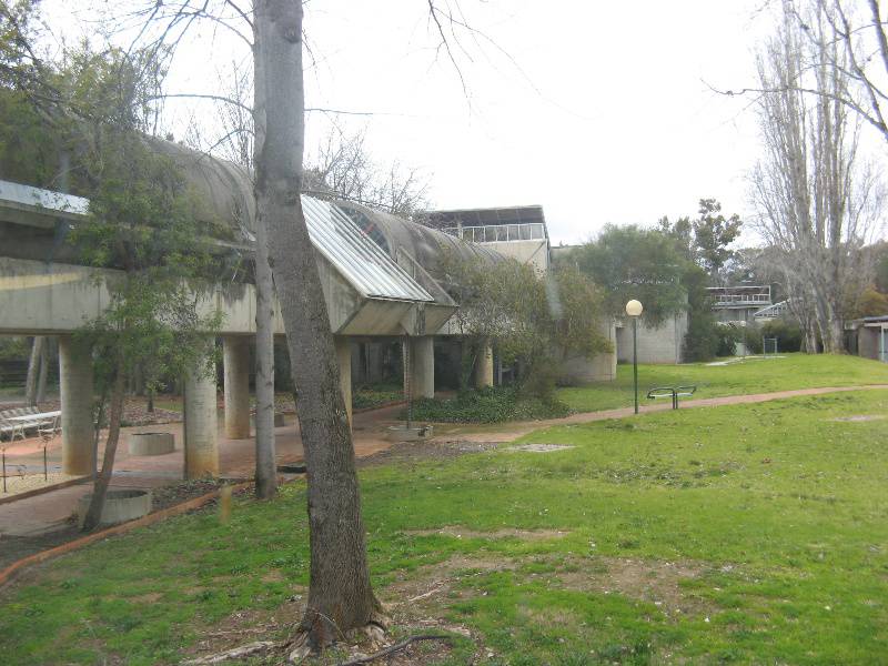 4938 Fmr Clyde Cameron Colllege Wodonga Aug 08 