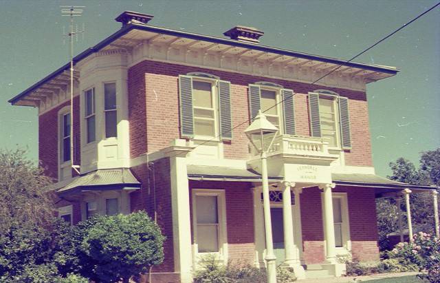 1 ferndale manor castlemaine front elevation