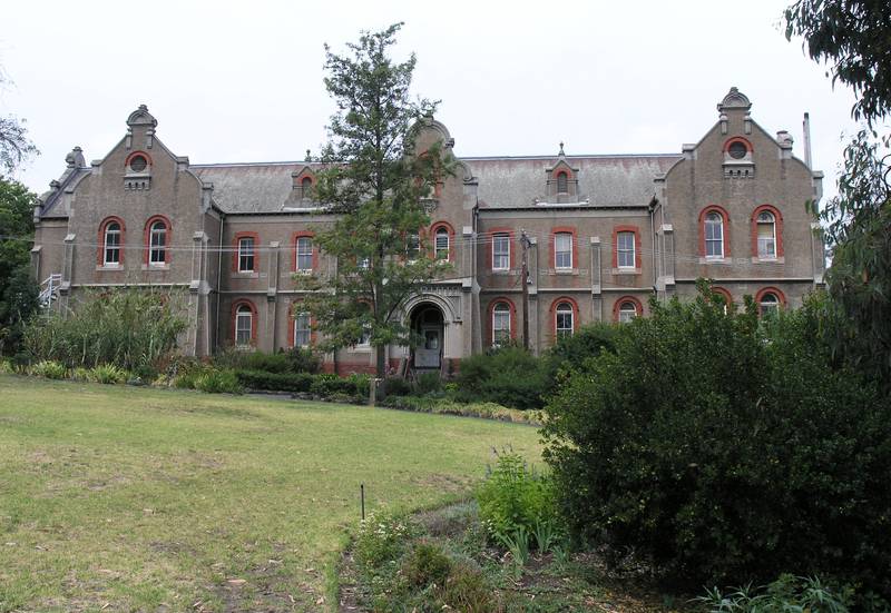 St Marys (1910-11) from south, Photo: 2008