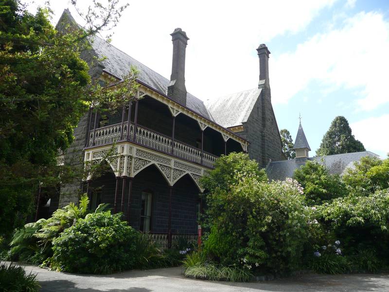 BISHOPS PALACE SOHE 2008