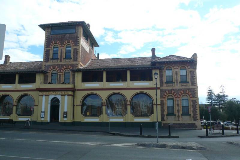 Vue Grand Hotel 