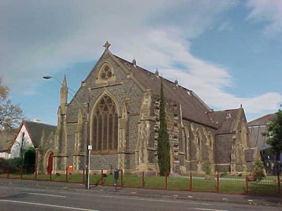 H00633 st giles church geelong church front view oct01