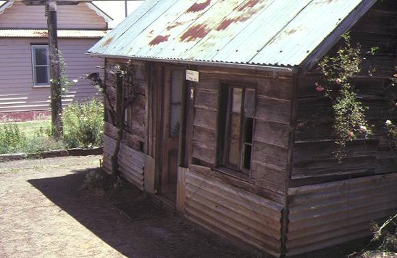warrock 1843 casterton first cottage
