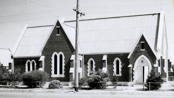 B2325 Christ Church Warracknabeal