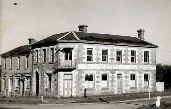 B1493Former Hotel Malmsbury
