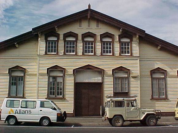 H01949 ranger barracks ballarat rear pm1 jan00 2