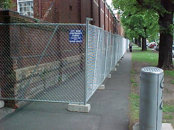 H01920 Cattle Market Wall 4