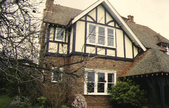 H01399 residence formerly colinton mont albert road canterbury front view aug1997