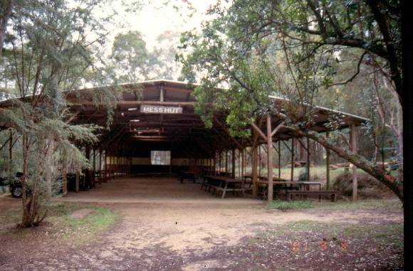 H01981 camp eureka mess 2001