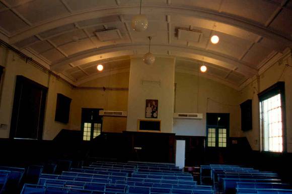 H01999 kyneton technical and high school hall