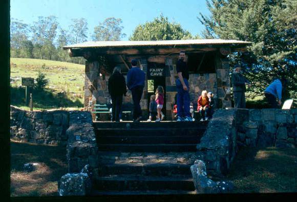 H01978 buchan caves h1978 fairy cave entrance sept 2001