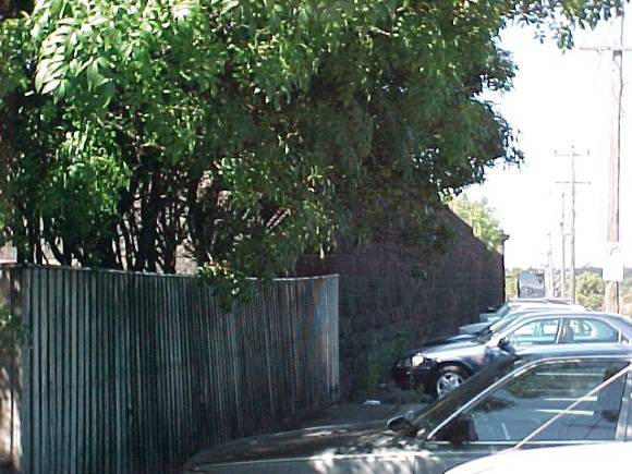 H01551 pentridge urquhart st wall mar02 
