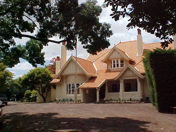 H01178 1 myrniong  front  feb2003