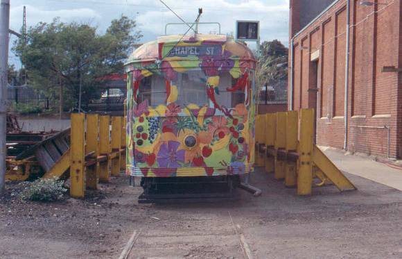 h02031 preston tramway workshops car straightening bay may03 aj