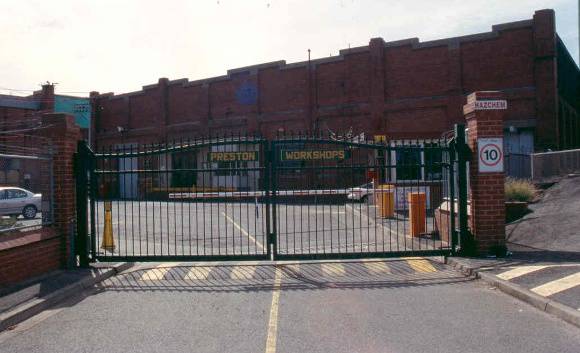 h02031 preston tramway workshops entry gates may03 aj