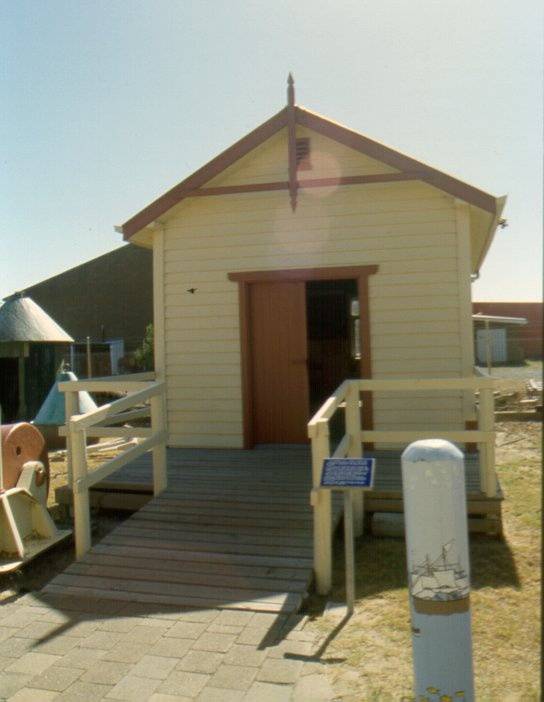 her2000 000160 fishermans shed front elevation sw april00