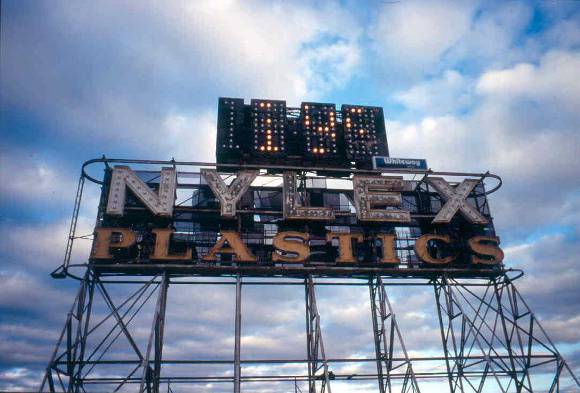 h02049 nylex sign 03