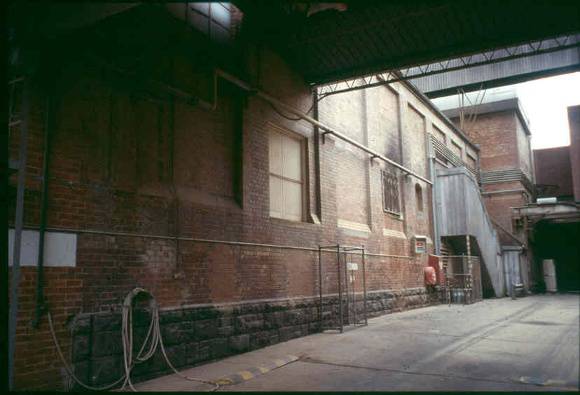h02050 richmond maltings east elevation 1880 malthouse mz june03