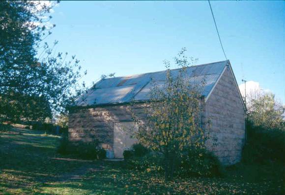 h02038 black springs bakery mz aug03 stables