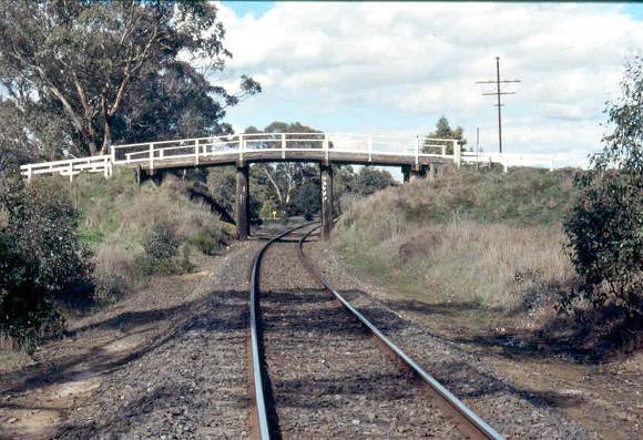 h02054 1 portland flat road bridge west ele 0903 mz