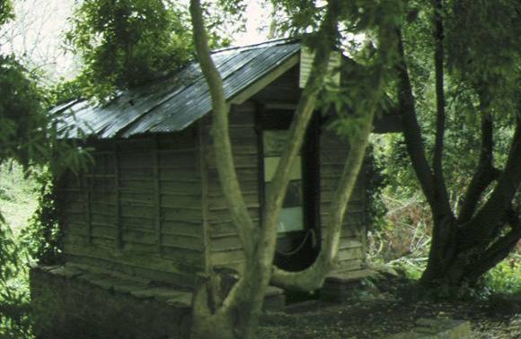 ericoldoune homestead burrumbeet original slab hut