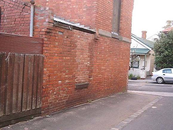 h01204 h1204 166 bellair st kensignton rear stables