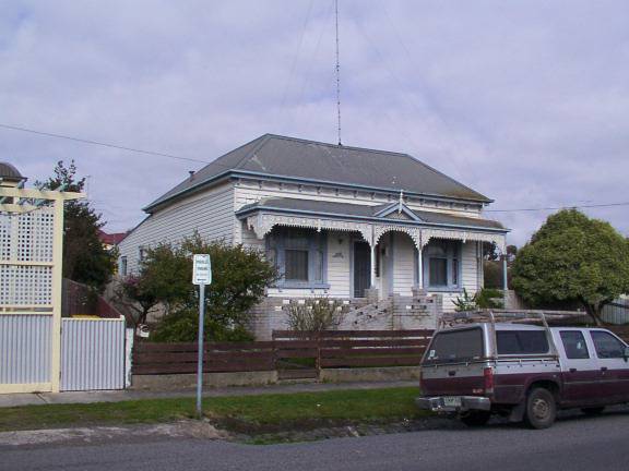 509 Humffray Street South