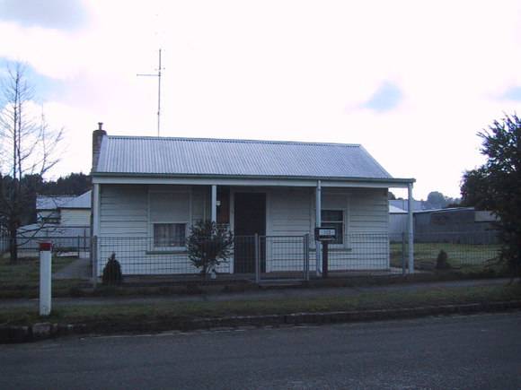 113 Scott Parade