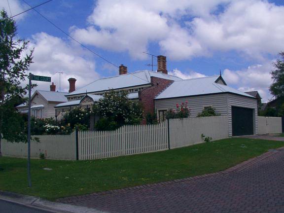 5 Service Street