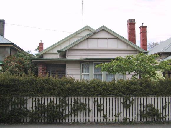13 Ripon Street South