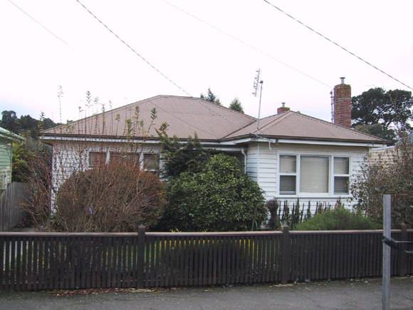 271 Humffray Street North
