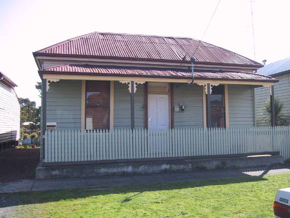7 Morres Street