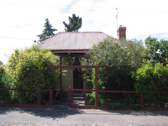 210 Ligar Street