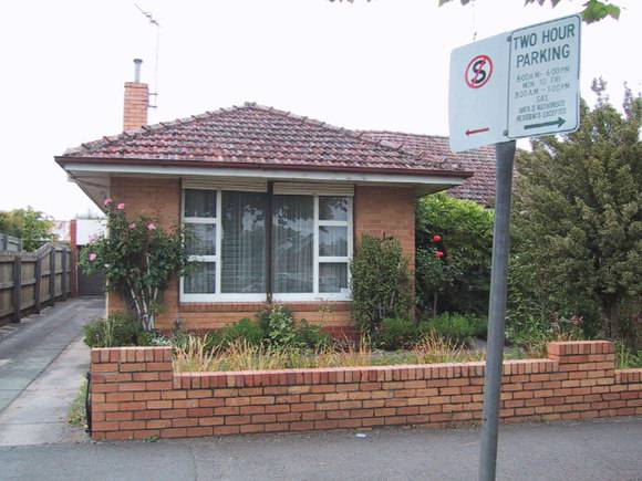 1 Drummond Street South