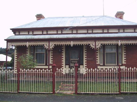 191 Humffray Street North