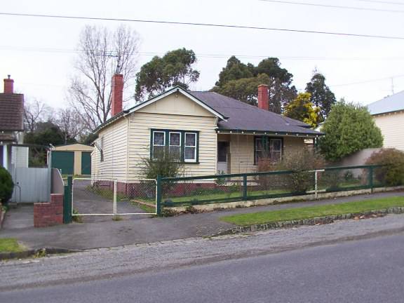 107 Cobden Street