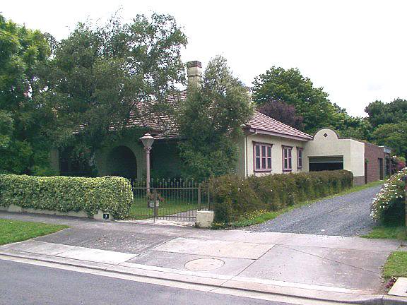 3 Hamilton Avenue