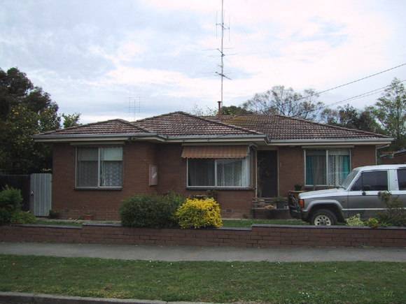 620 Ripon Street South