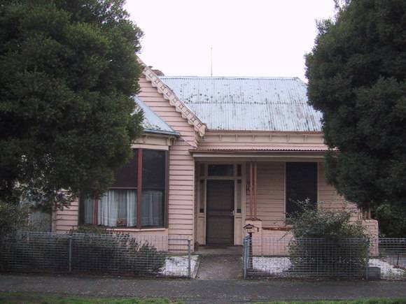 169 Humffray Street North