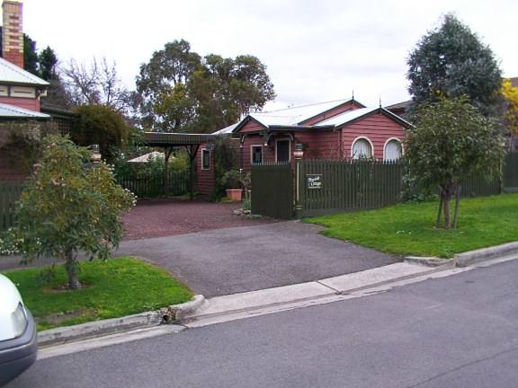3 Albion Street