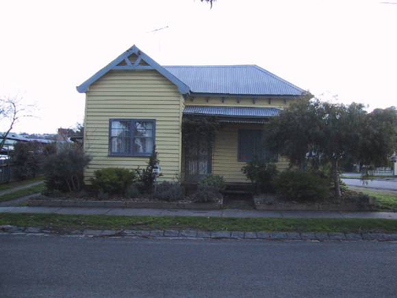 93 Scott Parade