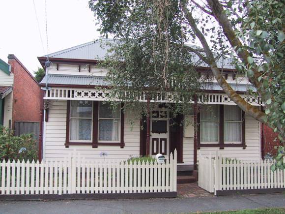 504 Eyre Street