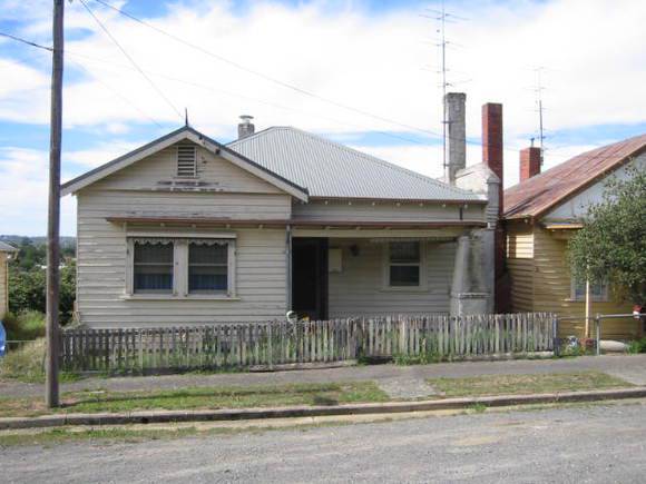 3 Seymour Crescent