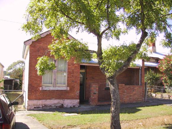 406 Ligar Street