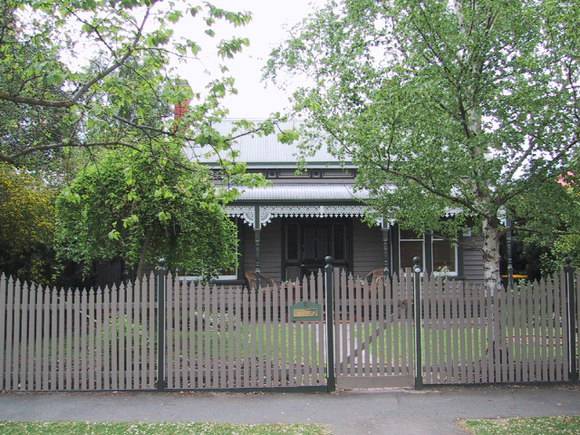 5 Ripon Street South