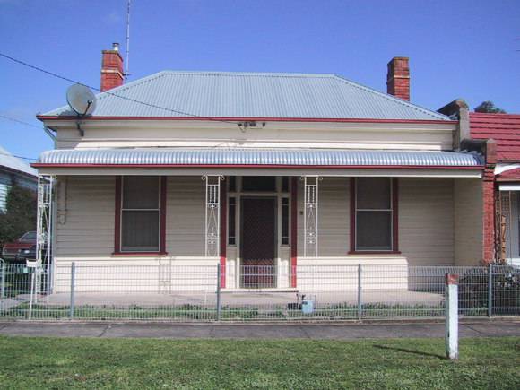 18 Hunt Street