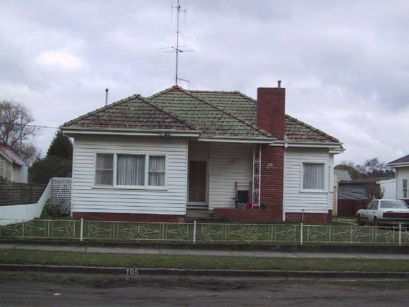 105 Stawell Street North